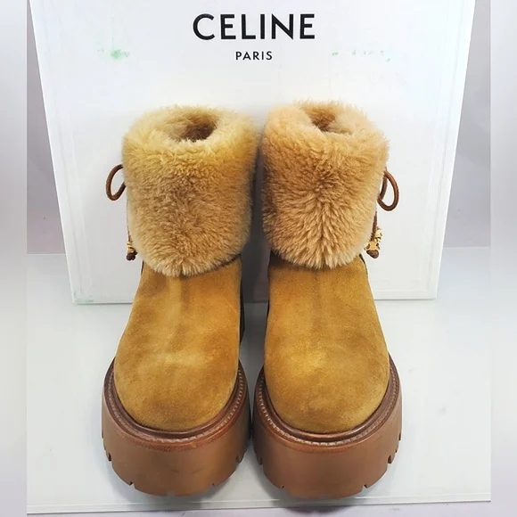 NWT$1,500 CELINE Bulky Brown Suede Triomphe Logo Fur Lined Ankle Boots Sz 36 (6) - Picture 6 of 15